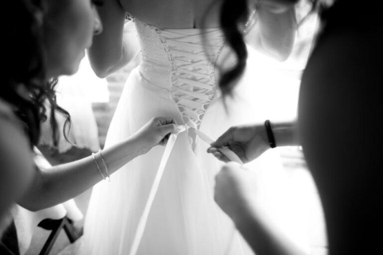 Finding Your Perfect Wedding Dress Shape