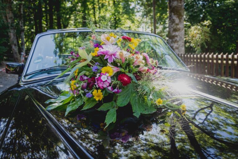 Timeless Rides: A Step-by-Step Guide to Booking Vintage Cars, Buses, and Boats for Your Wedding